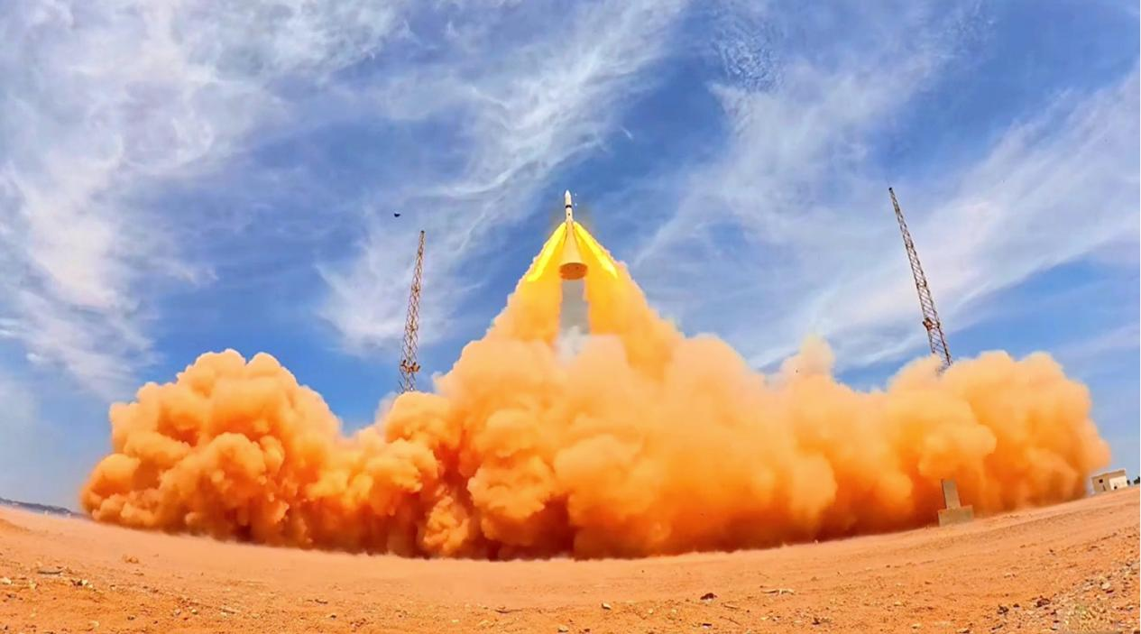 梦舟飞船零高度逃逸试验成功！中国载人登月迈出关键一步