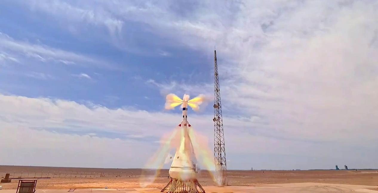 梦舟飞船零高度逃逸试验成功！中国载人登月迈出关键一步