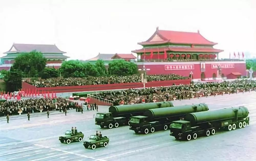 【航化说】重磅！盛大阅兵阵容揭晓 | 盘点往年惊艳亮相的航天装备