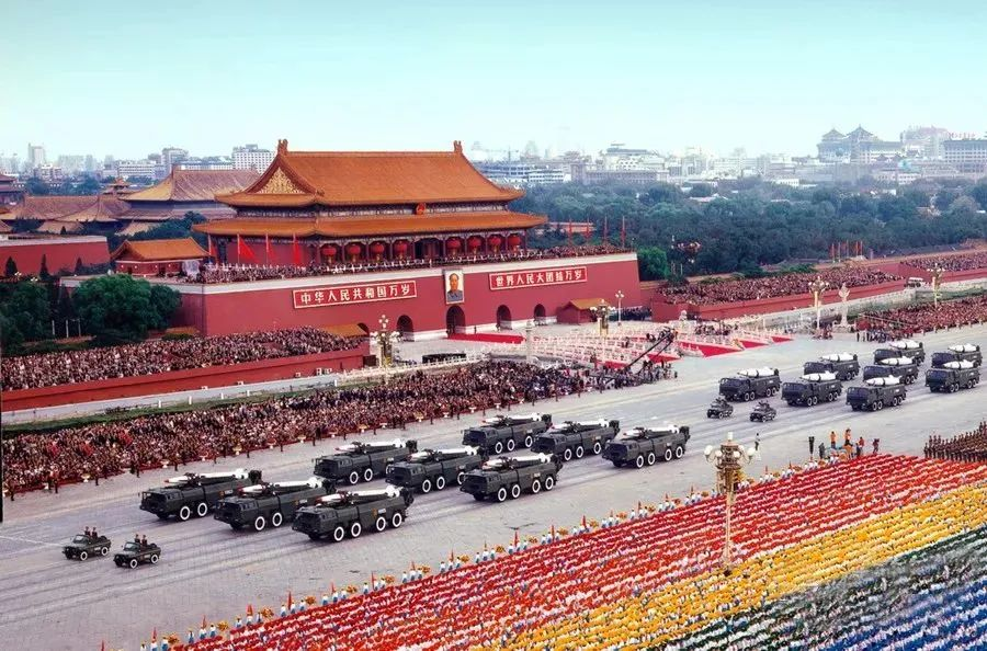 【航化说】重磅！盛大阅兵阵容揭晓 | 盘点往年惊艳亮相的航天装备