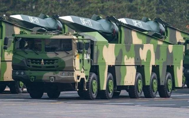 【航化说】重磅！盛大阅兵阵容揭晓 | 盘点往年惊艳亮相的航天装备