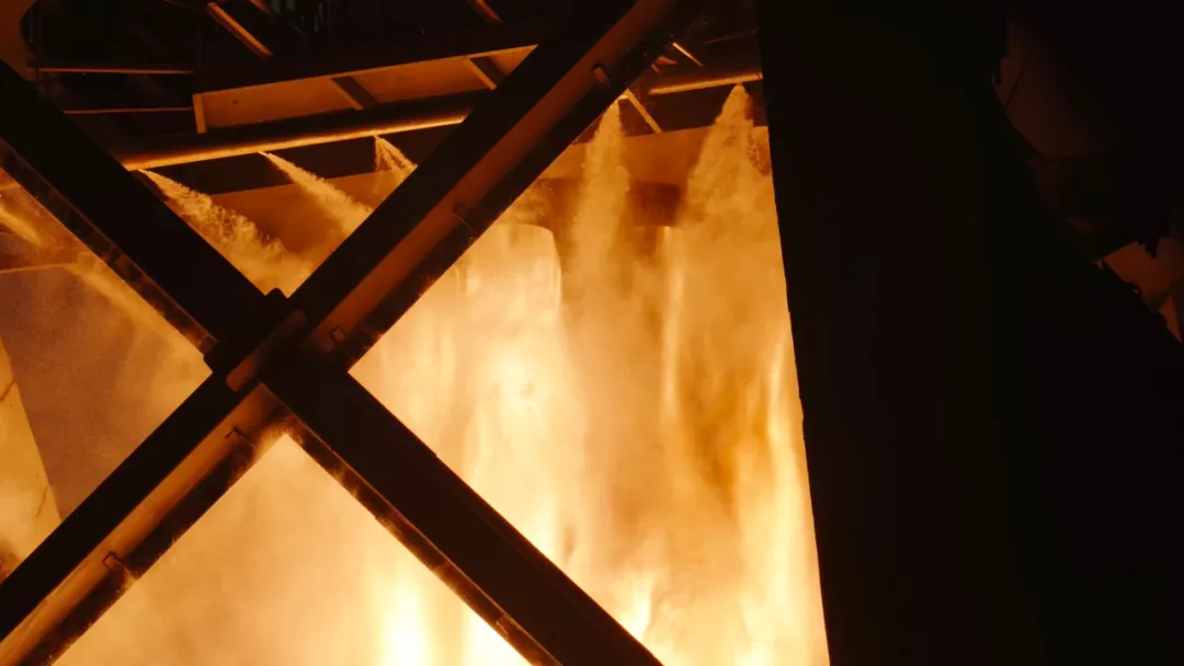 首飞准备 | 星云一号一级动力系统九机并联试车圆满成功