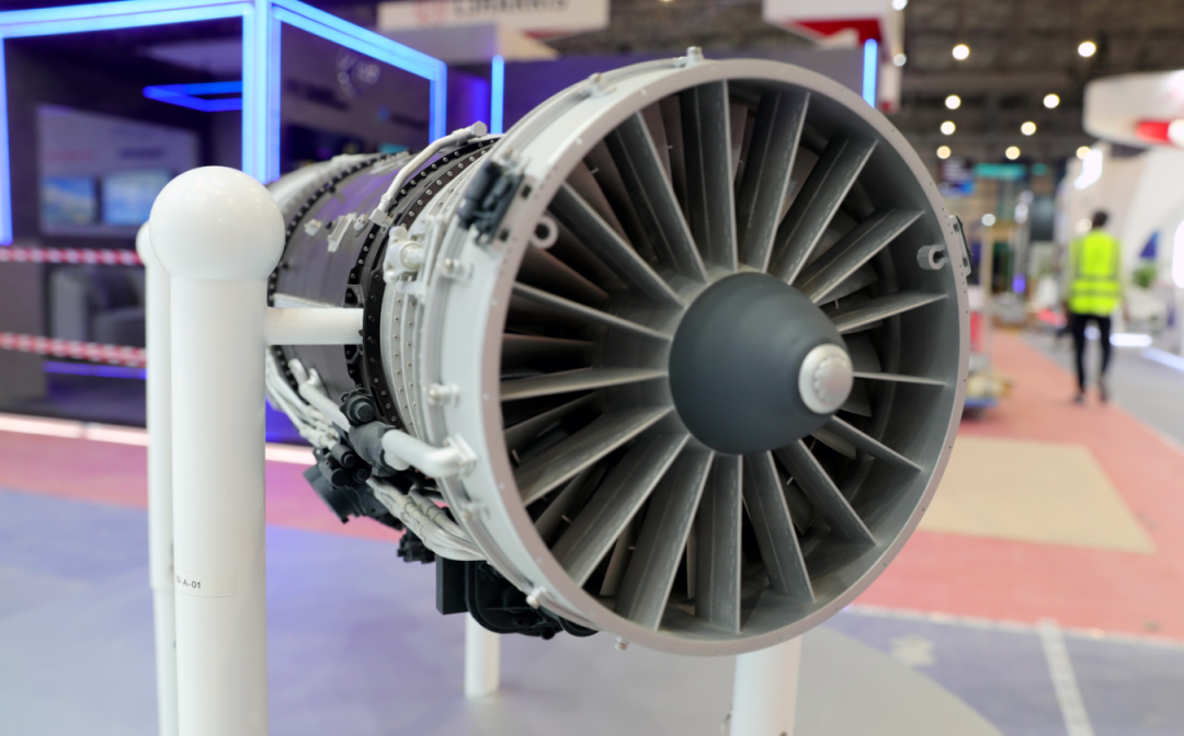 中国航发首次亮相迪拜国际航空展 中国航发首次亮相迪拜国际航空展
