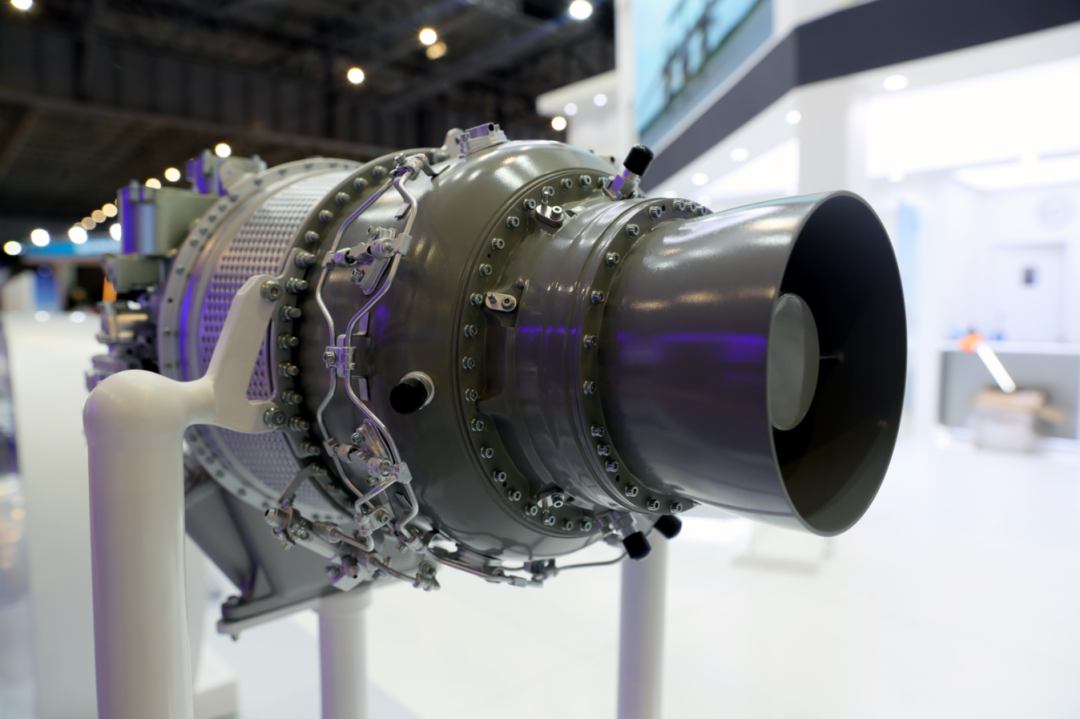 中国航发首次亮相迪拜国际航空展 中国航发首次亮相迪拜国际航空展