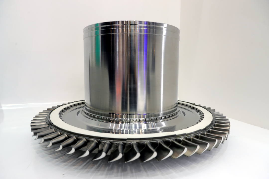 中国航发首次亮相迪拜国际航空展 中国航发首次亮相迪拜国际航空展