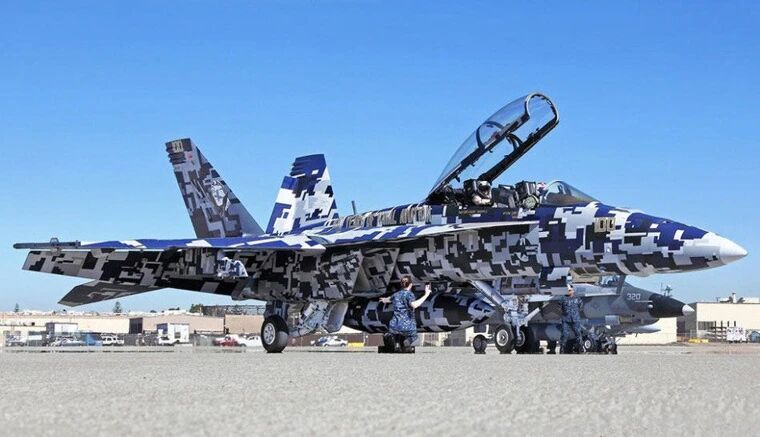 【航化说】别只看颜值!飞机涂装不是“刷油漆”那么简单 【航化说】别只看颜值!飞机涂装不是“刷油漆”那么简单