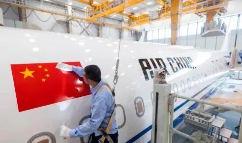 【航化说】别只看颜值!飞机涂装不是“刷油漆”那么简单 【航化说】别只看颜值!飞机涂装不是“刷油漆”那么简单