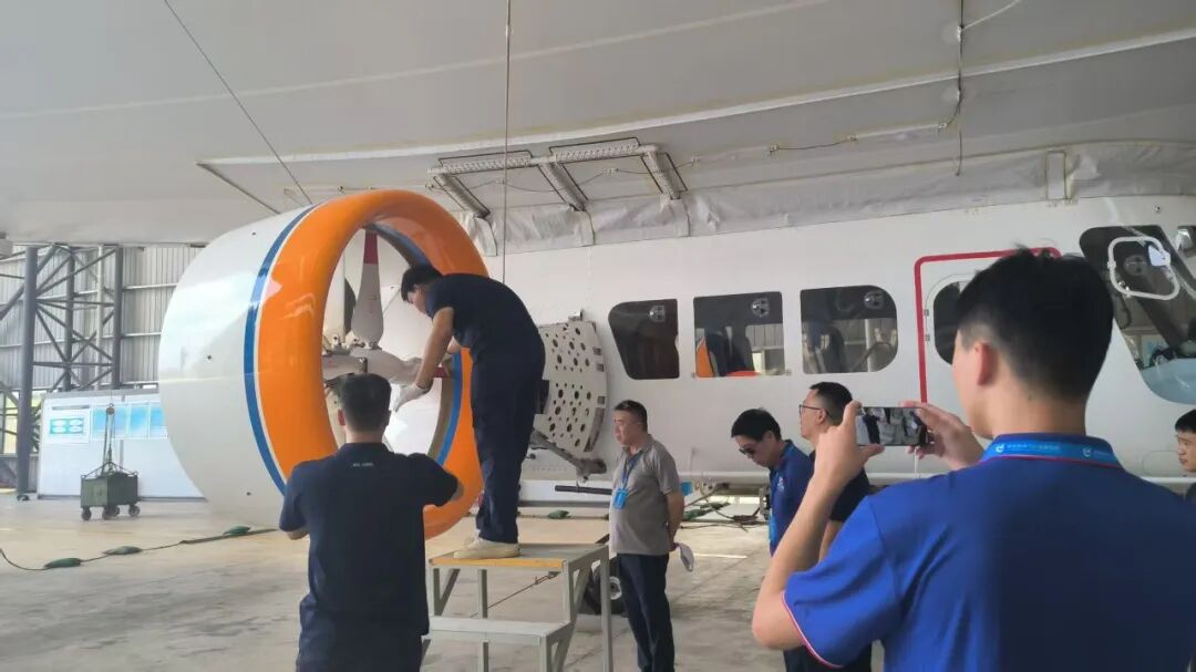 12人！全国首批飞艇维修（S6）执照正式颁发