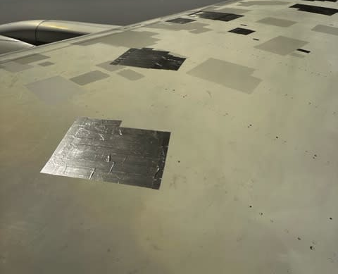 【航化网】飞机竟用胶带“粘”?先别慌,这是FAA认证的“航空级创可贴” 【航化网】飞机竟用胶带“粘”?先别慌,这是FAA认证的“航空级创可贴”