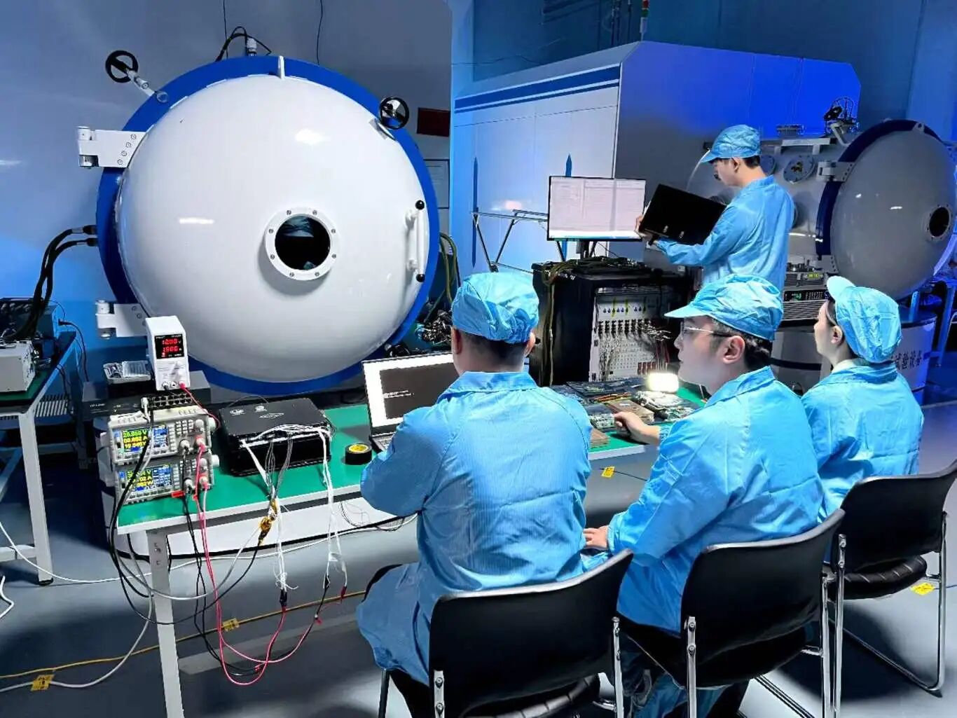 全球加速布局！这一制高点，中国已抢先“落子”