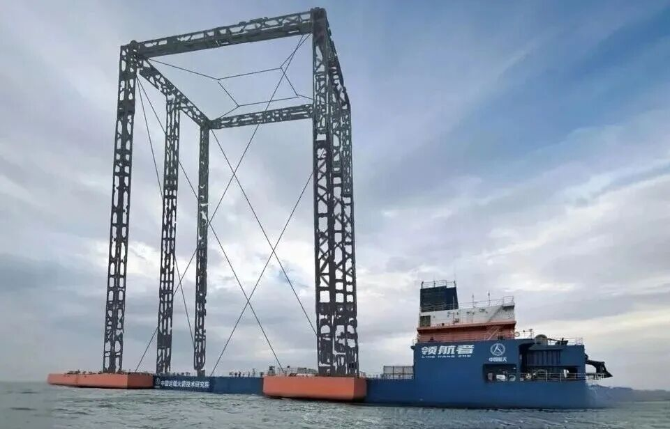 【航化说】比钢丝还强15倍!这种白色纤维是怎么“接住”火箭的? 【航化说】比钢丝还强15倍!这种白色纤维是怎么“接住”火箭的?