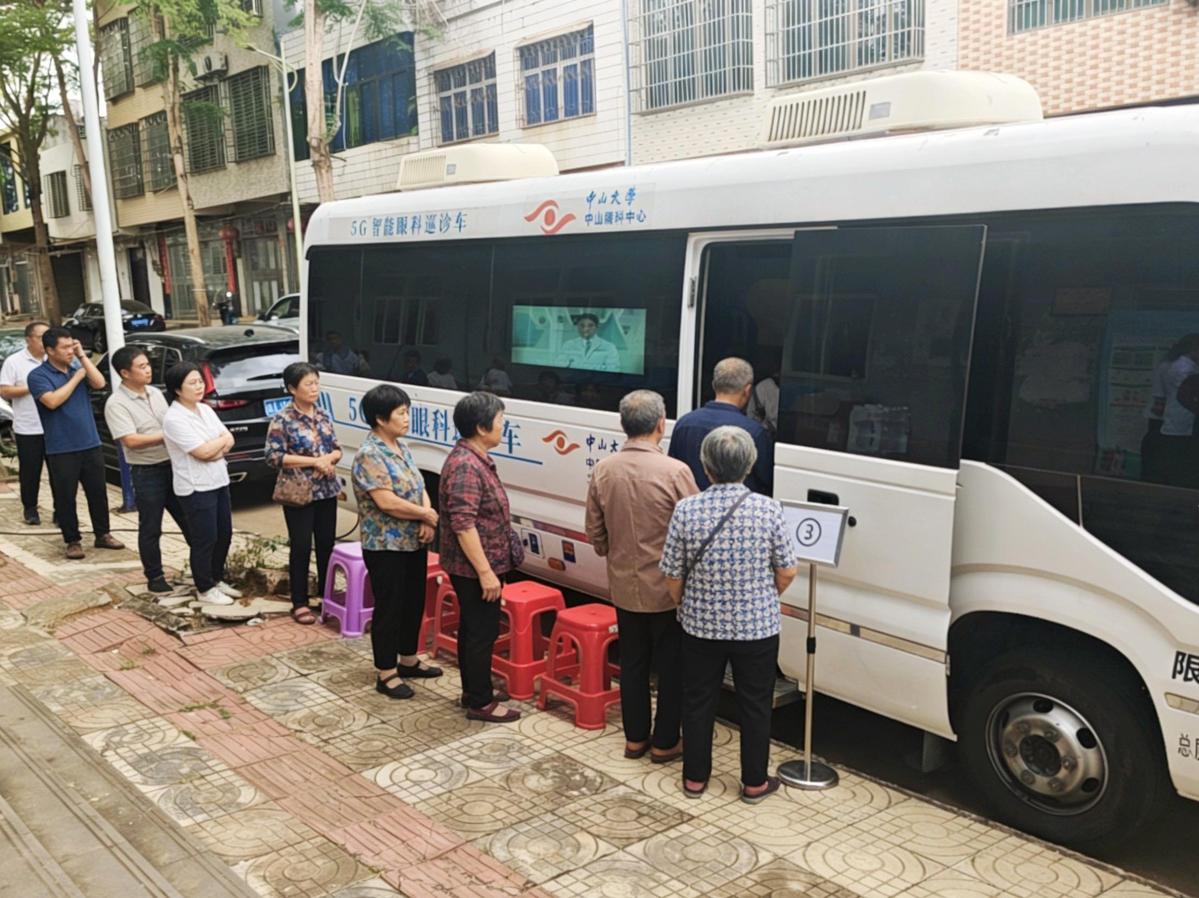 国产C909医疗机海南首航，开启航空医疗救援新篇章