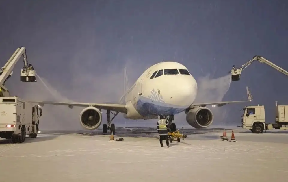 【航化说】飞机也怕冷？“热水澡”竟是飞行安全必修课