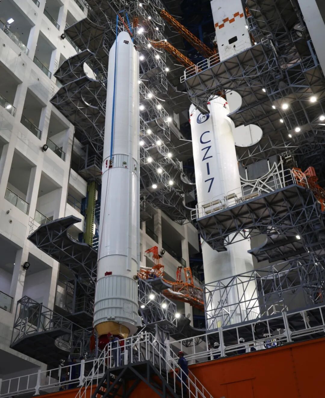长七火箭十送天舟｜我国今年首次载人航天发射任务圆满成功