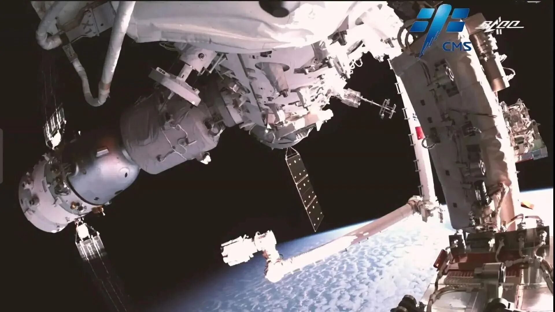 【航化说】天舟十号“太空快递”待发货，一起翻翻天舟家族的九年成绩单